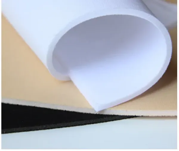 Amplaceur Tissu d'éponge composite de la peau blanche 45x75cm / 1,5 x 1 m pour sous-vêtements pad le soutien-gorge tasse de tasse