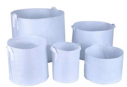 Environnement réutilisable blanc rond non tissé Softssidé High Culcul Fabric Pots Plante Sac Container Aération Jardin avec poignées LRAR6988110