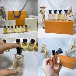 EPACK Parfumset 30ml 3pcs 4pcs 5pcs Geuren Pak Kwaliteit en hoogwaardige verpakking Geschenkdoos Parfum Spray