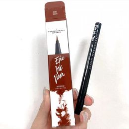 Epic Ink Liner Lápiz delineador de ojos negro Líquido de maquillaje con cabeza Delineador de ojos de color negro Cosméticos impermeables de larga duración DHL