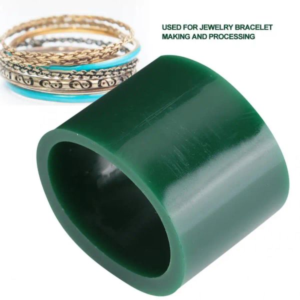 Équipements bijoux verts coulée de moule à cire bracelets de cire dure