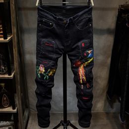 Erkek Jean Pantolon Wind Phoenix Borduurjeans Heren Zwart Slanke Kleine Rechte Buis Legergroen Gat Rode Elastische Overalls3155