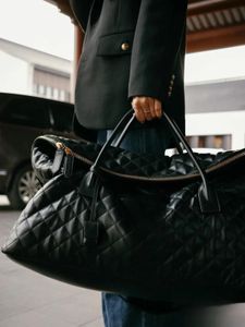 Es Giant Travel Maxi Bag Designer Sac Femmes Les sacs fourre-tout attachent la plage de shopping à bandoulière célèbres grandes bacs épaule sacs à main