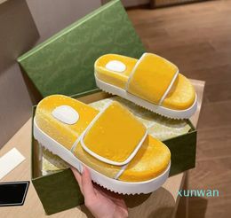 esigner Platform Sandaal Voor Mannen Vrouwen Foam Runner Slippers Groen Rood Blauw Geel Katoenen Spons Lage Hak Zwembad Slides Zomer Strand Rubberen Zool