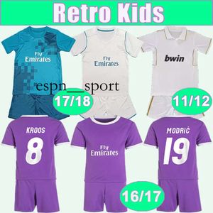 Espnsport 2016 2017 MODRIC KROOS Kit Enfants Maillots de Football BALE Away Violet 17 18 Accueil 3ème Costume pour Enfants 11 12 Maillots de Football Uniformes Courts