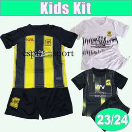 Espnsport 2023 24 Al Ittihad Saudi Club Kit Enfants Maillots de Football Benzema Home Away 3ème Costume pour Enfants Maillot de Football Uniformes à Manches Courtes