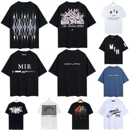 2024 Diseñador Camisetas para hombres Moda de moda impresa Manja Camiseta Camisetas casuales Mangas cortas Polo Luxury Hip Hop Streetwear Tshirts S-XL