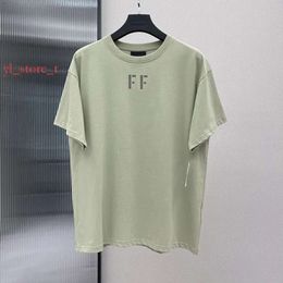 Esset Luxurytshirt Mens Designer T-shirts Summer Fashion Simplesolid Black Letter Imprimée Tshirts Couple Top Men Shirt Casual Loose T-shirt Femme C3F0