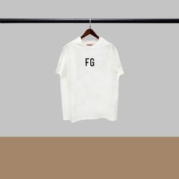 Esse Tshirt Fear Gods T-shirts pour hommes T-shirt de créateur de mode Fog Rich Short Sleeve Saison 6 Main Line Couple Fog High Street T-shirt Men Street Wear Hiphop 680