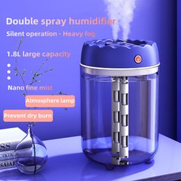 Diffuseurs d'huiles essentielles 1800ML Humidificateur d'air électrique domestique de grande capacité USB Double buse Ultrasonic Aroma Mist Maker Fogger avec diffuseur de lumière LED 230525