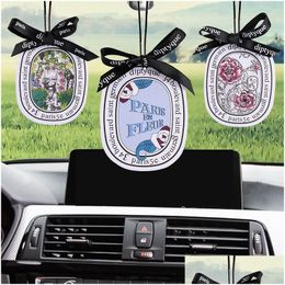 Diffuseurs d'huiles essentielles Désodorisants de voiture Suspendus Papiers parfumés de mode de créateur avec une odeur différente pour les armoires de maison Drop Delive Dhd1X