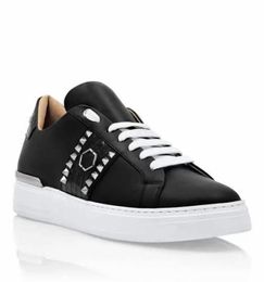 Essentiële Nappa Signature-sneakers van topkwaliteit Schoenen met schuifveilige rubberen zool met studs en zeshoeksneakers Comfort Outdoor Comfort Wandelen