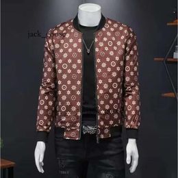 EssentialSweatshirts pour hommes de survivre masculine Veste de haute qualité Great Designer O Colc Collier Classic Dots Male Vobines de vêtements d'extérieur Big Size Vêtements 4xl 5xl 356