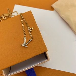 Eeuwige vergulde merkontwerper ketting met letterhanger: roestvrijstalen choker met kralenketting - prachtig sieradencadeau