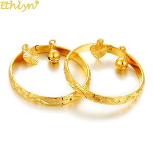 Ethlyn 2pcs lot Gold Color Bangle for Girls Baby Kids Charm Gypsophila Bracelet Bells Heart Jewelry Child Christmas Gifts B132275s