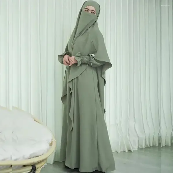 Ropa étnica 16 colores 2 piezas Abaya Set EID Ramadán Vestidos largos Capa a juego Jazz Crepe Khimar Venta al por mayor Túnica de oración Mujeres musulmanas