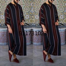 Etnische Kleding 2022 Eid Ramadan Jurk Moslim Mode Kleding Man Caftan Losse Casual Abaya Mannen Bescheiden Jeugd Gewaden Qamis homme Isl3277