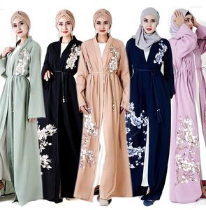 Vêtements ethniques 2022 brodé Cardigan dubaï Robe longue Robe musulmane Abaya pour les femmes islamique luxe vêtements dames Abayas