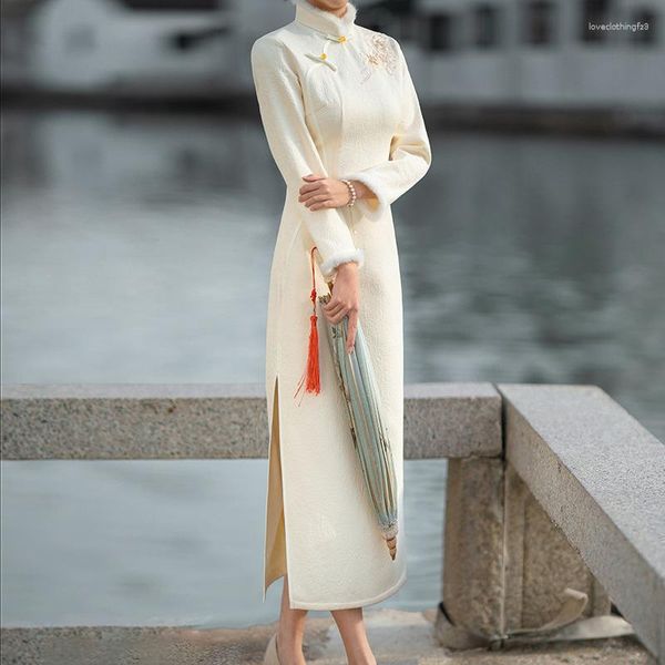 Vêtements ethniques 2023 Automne Hiver Blanc Amélioré Cheongsam Jeune Fille Rétro Longue Qipao Mariage Chinois Robe De Soirée Élégante Pour