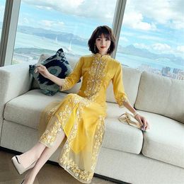 Abbigliamento etnico 2023 Abito in stile cinese Qipao Ricamo femminile in pizzo Cheongsam Vietnam Ao Dai Abiti orientali eleganti A52752