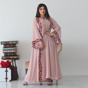 Etnische Kleding 2023 Mode Temperament Elegante Chiffon Borduurwerk Roze Ronde Hals Jurk Met Hijab Ramadan Eid Djellaba Moslim Dubai