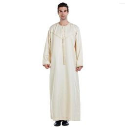 Ropa étnica 2023 hombres musulmanes Jubba Thobe con colgante de manga larga cuello redondo moda casual túnicas islámica árabe kaftan masculino abaya S-XXXL