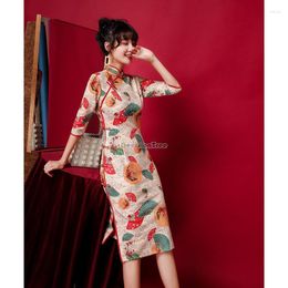 Vêtements ethniques 2023 Printemps Minceur Rétro Mode Style Chinois Élégant Demi Manches Col Montant Long Cheongsam Imprimé Qipao Robe S11