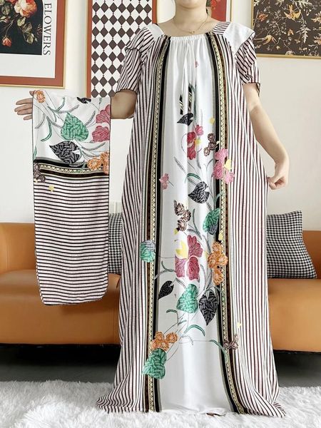 Vêtements ethniques 2023 Summer Abaya Robe à manches courtes Dashion Boat-Cou Lâche Floral Boubou Maxi Islam Femmes Vêtements africains