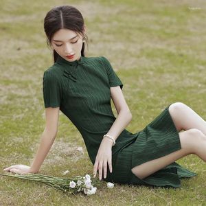 Vêtements ethniques 2023 Été Rétro Amélioré Cheongsam Vert Littérature Art Chinois Traditionnel Qipao Robe Jeune Fille Élégante Haut De Gamme