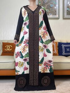 Vêtements ethniques 2023 Femmes automne longs Slve Abaya avec ceinture et écharpe imprimé lâche floral boubou maxi islam femmes robe africaine t240510