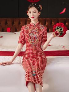 Etnische kleding 2023 Dames Vintage Rode Pailletten Bruiloft Chinese Moderne Korte Mouw Qipao Jurk Dames Sexy Slanke Hoge Split Cheongsam