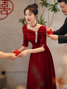 Ropa étnica 2023 Año Satén Moderno Chino Cheongsams Vestido de novia Tradicional Rojo Vestidos formales Qipao Nupcial Talla grande Robe