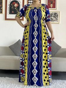 Vêtements ethniques 2024 African Dashiki Coton Robe florale imprimée à manches courtes collectionner la taille droite des femmes avec écharpe
