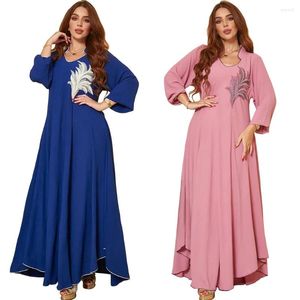 Etnische kleding 2024 Afrikaanse vrouwen modejurk lange mouwen bloemen borduurwerk dubai moslim Marokkaanse kalkoen islam elegante maxi -jurken