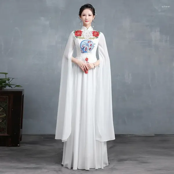 Vêtements ethniques 2024 Chinois Qipao Performance Stage Long Surdimensionné Élégant Parti Oriental Style Robe de soirée Ao Dai pour les femmes