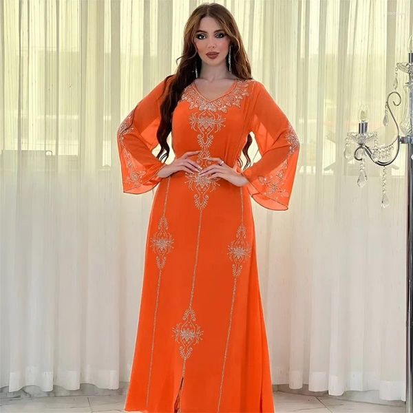 Vêtements ethniques 2024 Eid Femmes Robe musulmane Mousseline de soie Kaftan Dubaï Longue Abaya Robes de soirée perlées Turquie Hijab Robe Ramadan Islam