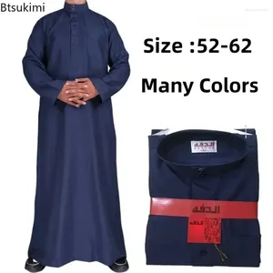 Vêtements ethniques 2024 Moyen-Orient Musulman Hommes Robe À Manches Longues Jubba Thobe Ramadan Eid Dishdasha Robe Islamique Kaftans Arabe