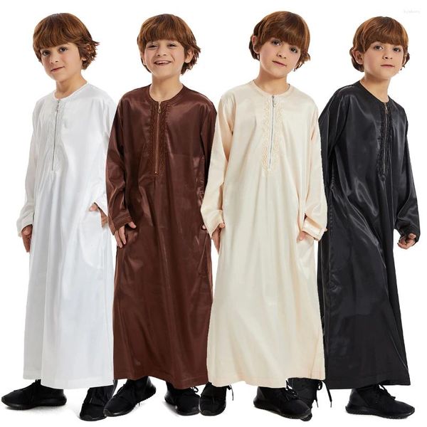 Ropa étnica 2024 Niños musulmanes Niños sauditas túnica jubba thobe vestida árabe con cremallera con vejiga islámica maxi abaya ramadan thawb oriente medio