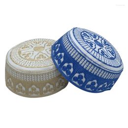 Ropa étnica 2024 Hombres musulmanes Sombreros de oración Bordado de algodón Arabia Saudita Sombrero islámico Masculino Kippah Homme Gorra judía Pañuelo en la cabeza