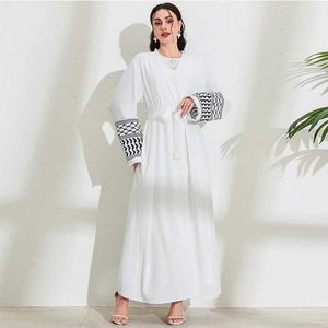 Vêtements ethniques 2024 New Chic Casual Open Kimono Abaya pour les femmes musulmanes Shalwar Kamz Jalabiya broderie Long Slve broderie marocaine Robe T240510