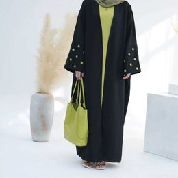 Vêtements ethniques 2024 Ramadan Femmes musulmanes Abayas Four Leaf Clover broderie batwing slve occasionnel Open Kimono Dubai Kaftan Eid Black T240510
