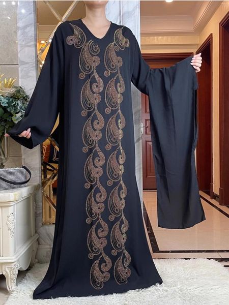 Vêtements ethniques 2024 Printemps Africain Abaya Haute Qualité Perle Tissu En Mousseline De Soie À Manches Longues Robe Noire Moyen-Orient Kaftan Robes De Diamants Pour Femmes