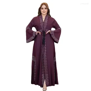 Vêtements ethniques 2024 Summer Elegant Style Africane Femmes Long Man Man Man Goule en V Verre Verte rouge Blue Robe Maxi Robes de mode musulmane