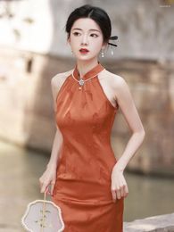 Vêtements ethniques 2024 Jeune style Tenue Chinoise Suspendue Cou Orange Cheongsam Robe Formelle Quotidienne Sans Manches Améliorée Slim Qipao