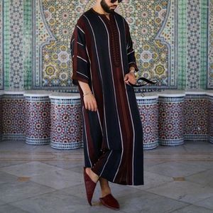 Vêtements ethniques Abaya Hommes Islam Pakistan Robe musulmane Arabie Saoudite Djellaba Homme Arabe Kaftan Lin Noir Coton Rayé Manches Trois Quarts