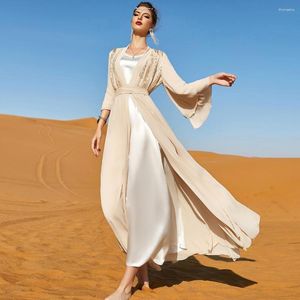 Vêtements ethniques Abaya Vest Robe Double Couche Mousseline de soie Robe de broderie Dubaï Femme musulmane Ensemble 2 pièces Robes Maxi islamiques Kaftan Ramadan