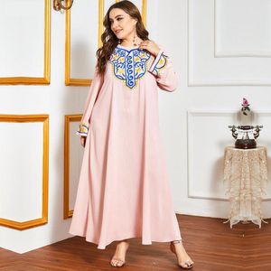 Etnische kleding abaya vrouw zomer plus size mode lente en herfst zware industrie kant vrouwen lange mouw casual roze moslims rok