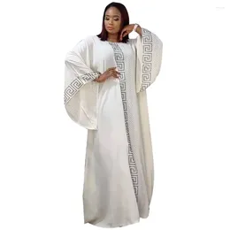 Vêtements ethniques Design africain Dashiki Robe Elegant Flare Sleeve Abayas Embellie de Black Crystal Stones Robe Robe Robe Women Long Robes