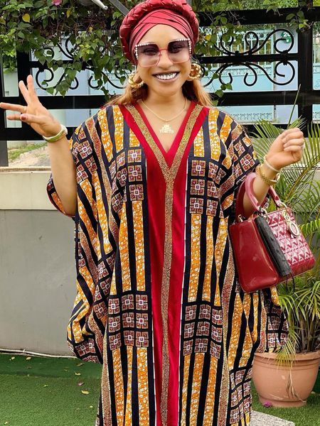 Ropa étnica Vestidos africanos para mujeres musulmanas con cuello en V Maxi Femme Robe Ropa tradicional nigeriana Moda de verano Abayas Dubai Boubou 230616