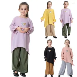 Vêtements ethniques Arabe Enfants Casual Chemise Pantalon Musulman Couleur Unie Col Rond Trompette Manches Islamique Amour En Forme De Paillettes Léger Doux Ensemble